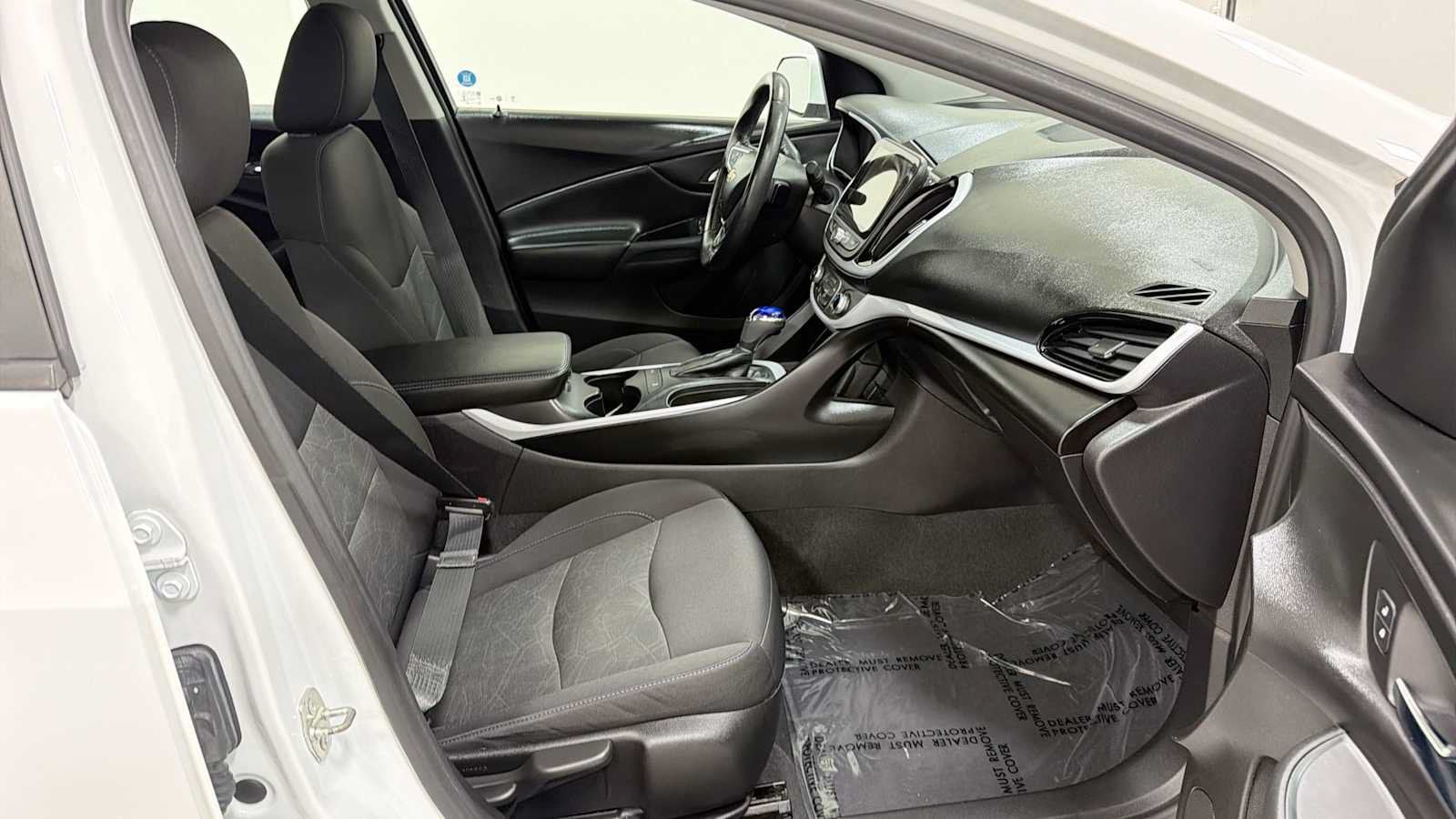 Thumbnail: 2018 Chevrolet Volt - 29