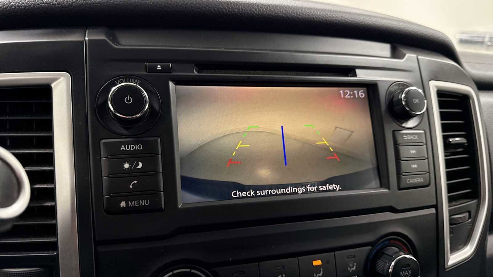 Thumbnail: 2019 Nissan Titan - 19