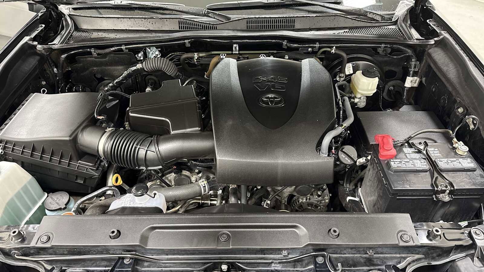 Thumbnail: 2021 Toyota Tacoma - 31