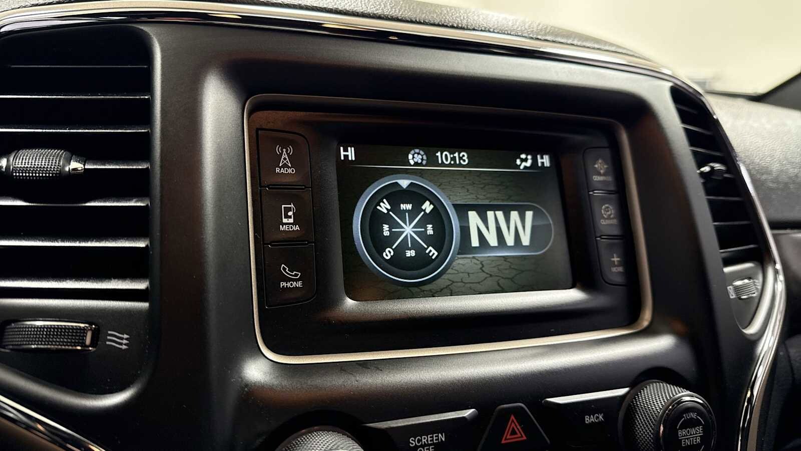 Thumbnail: 2016 Jeep Grand Cherokee - 19