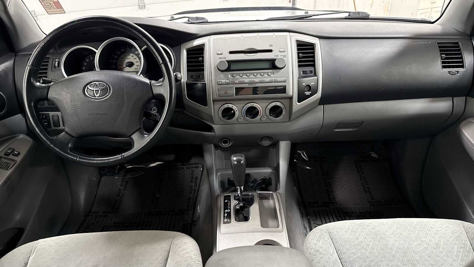 Thumbnail: 2006 Toyota Tacoma - 24