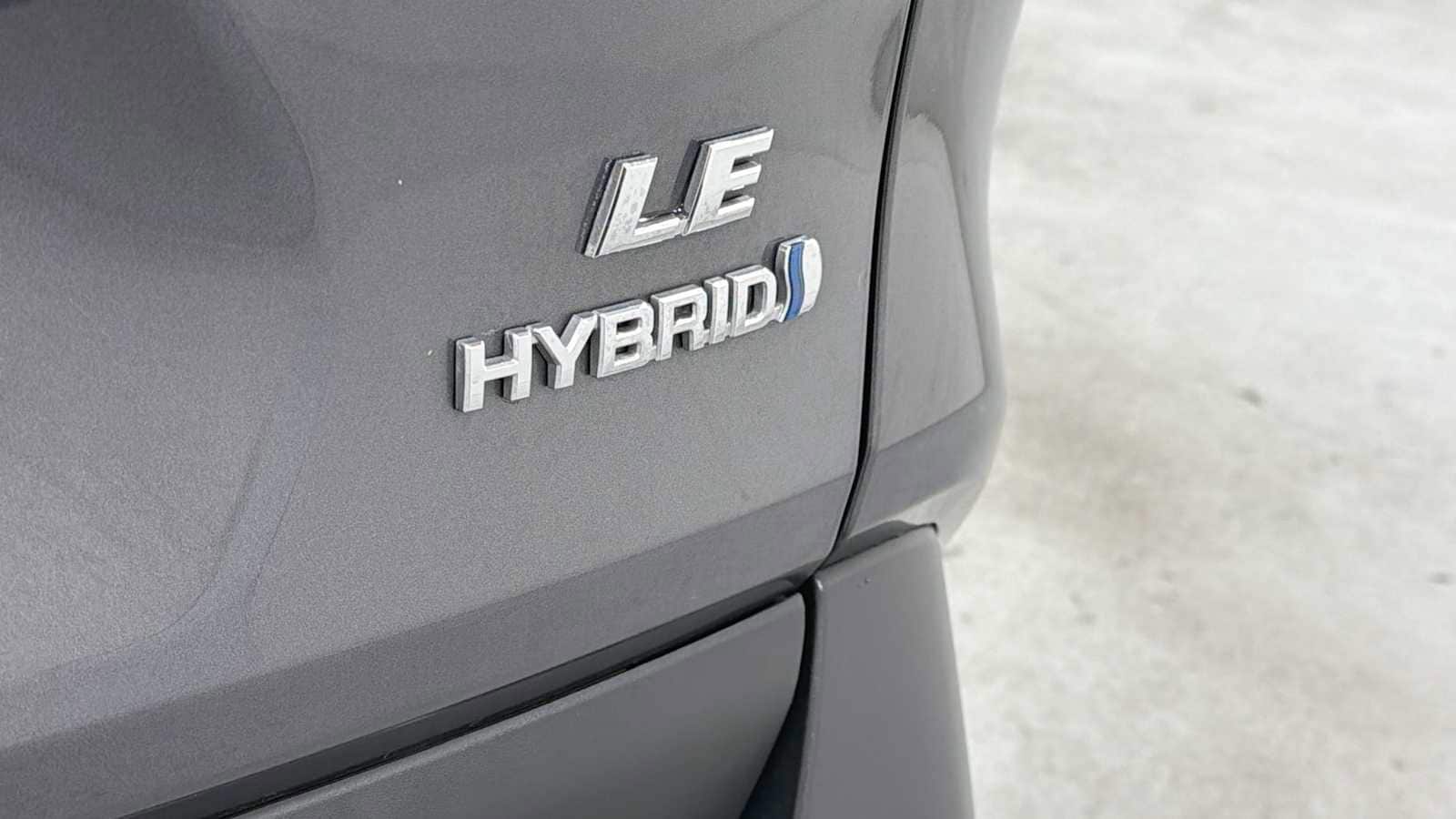 Thumbnail: 2021 Toyota RAV4 - 27