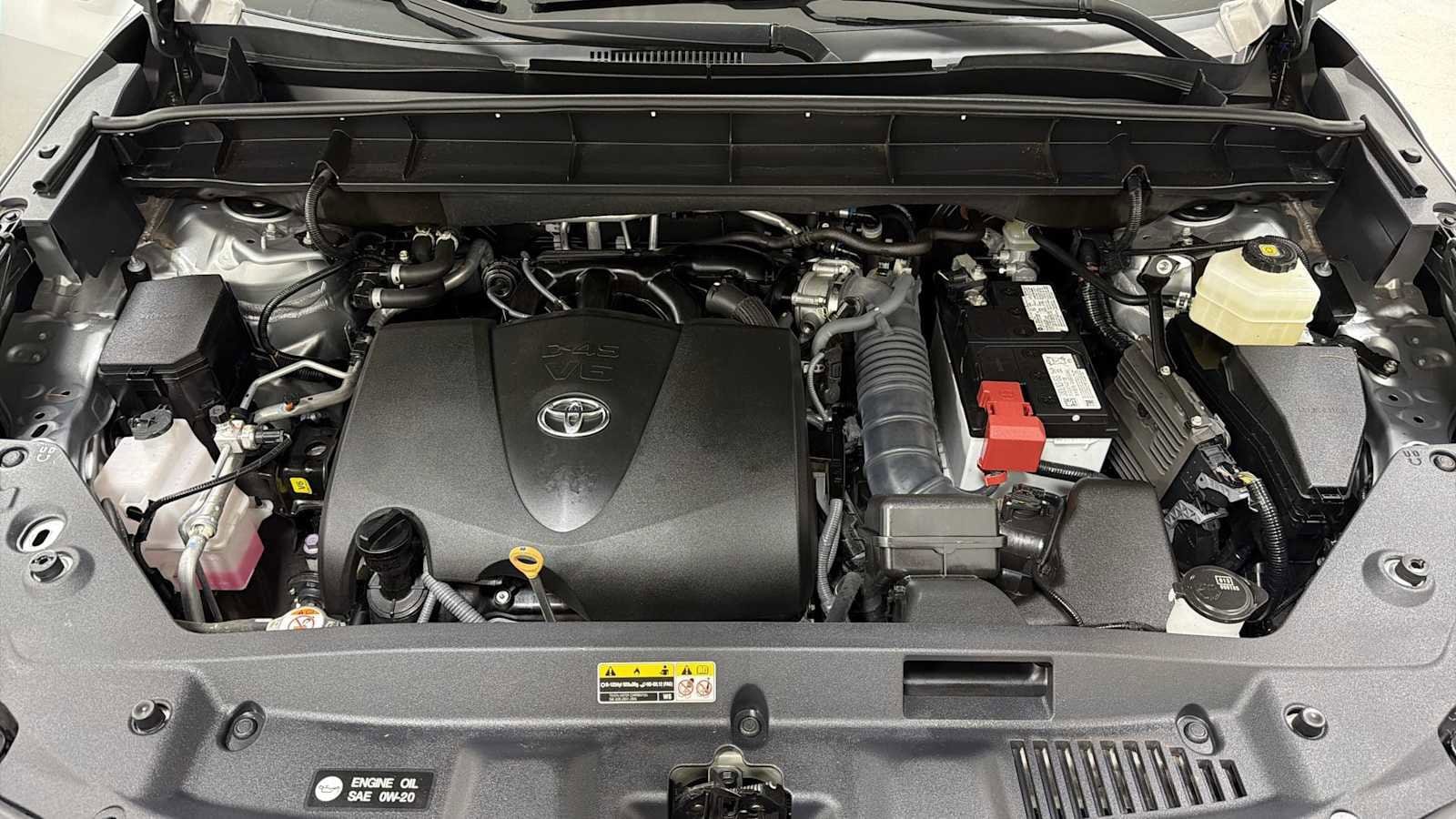 Thumbnail: 2022 Toyota Highlander - 31