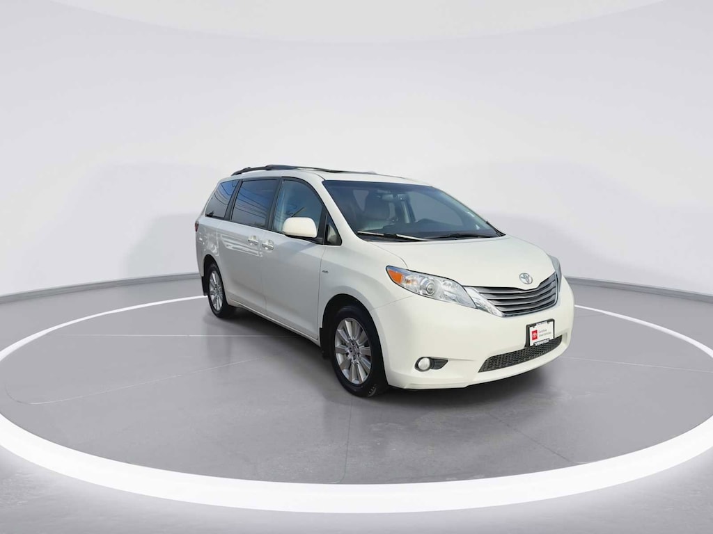 Certified 2017 Toyota Sienna XLE 7 Passenger Van
