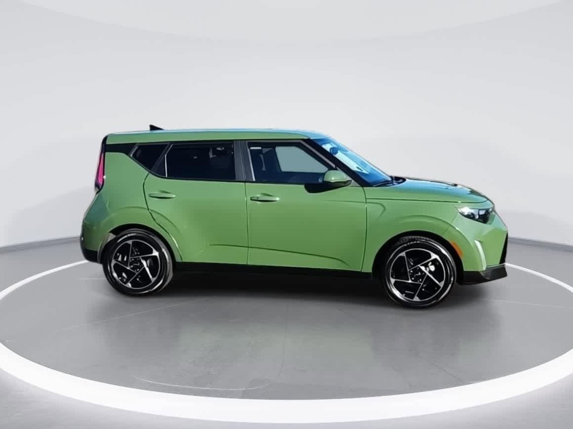 Thumbnail: 2023 Kia Soul - 9