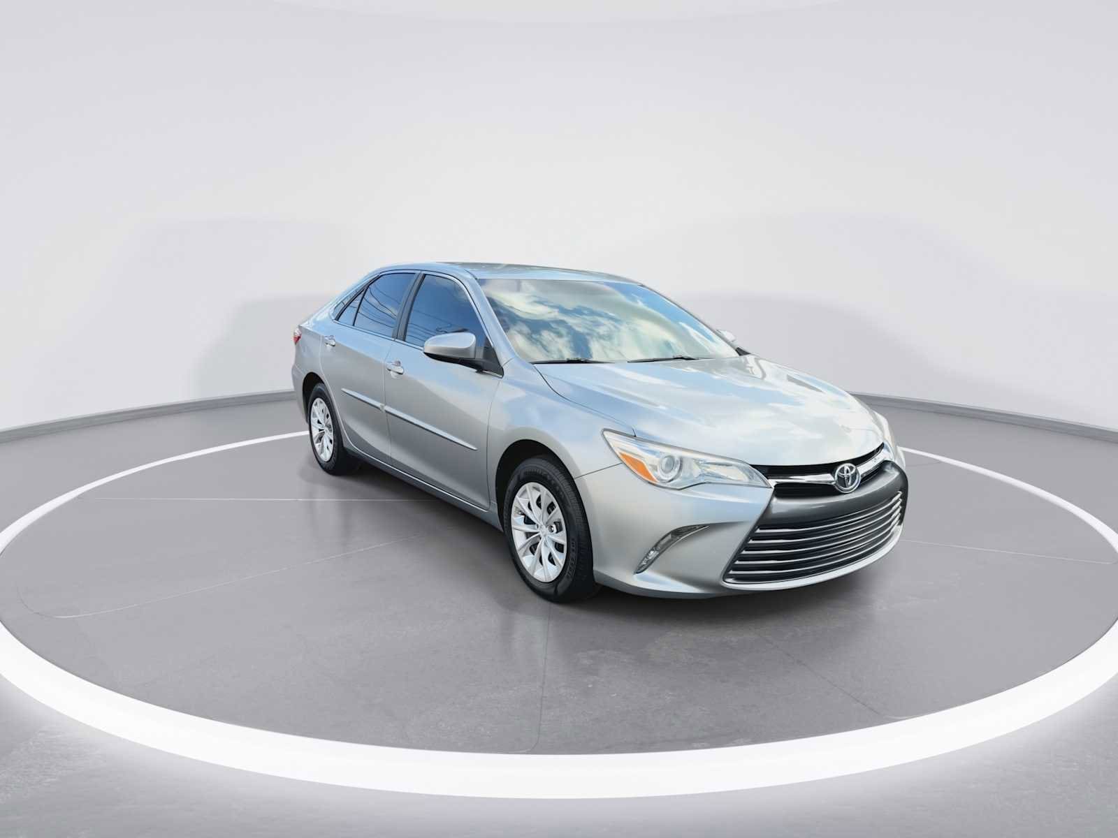 Thumbnail: 2017 Toyota Camry - 2