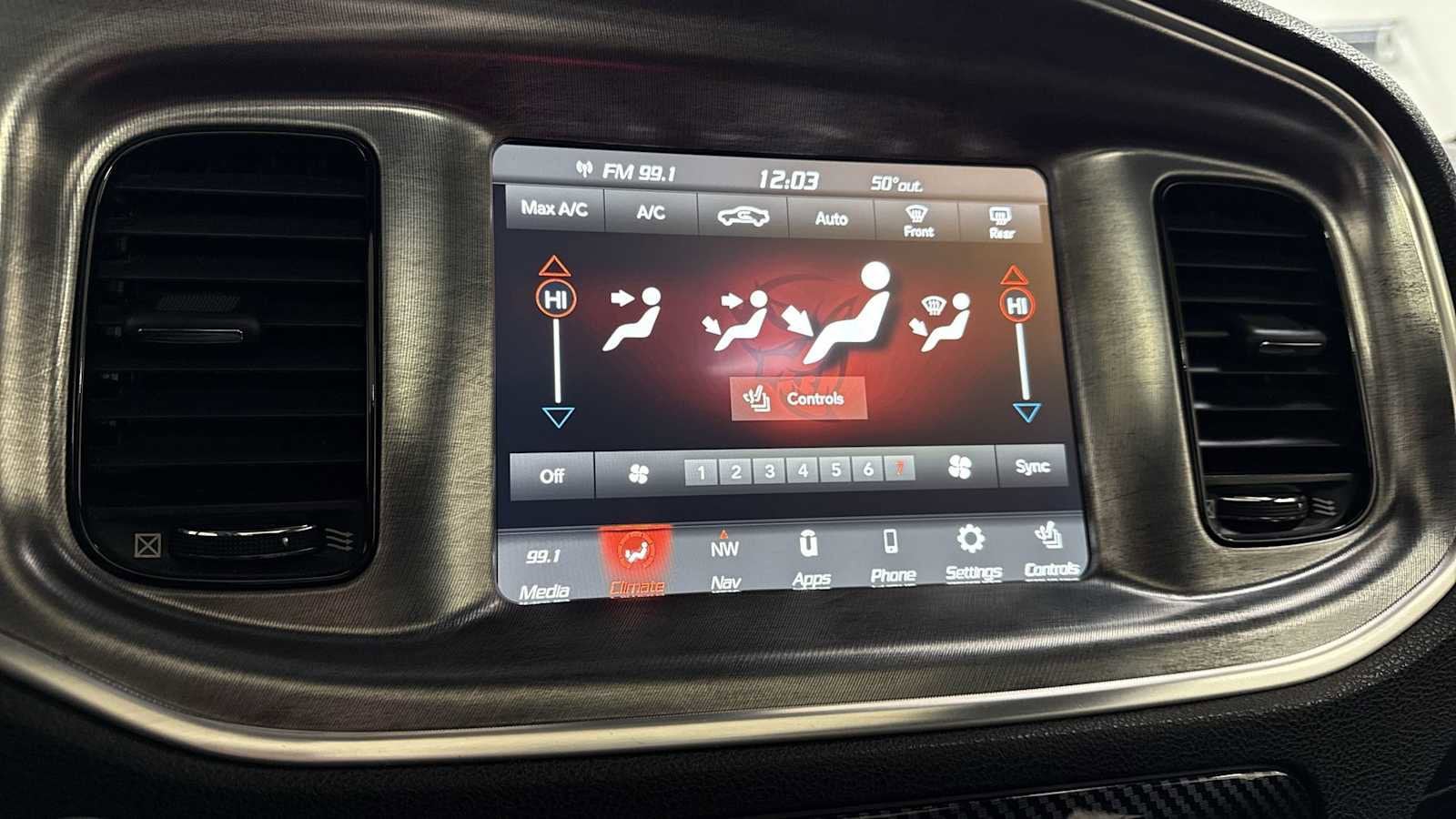 Thumbnail: 2018 Dodge Charger - 21