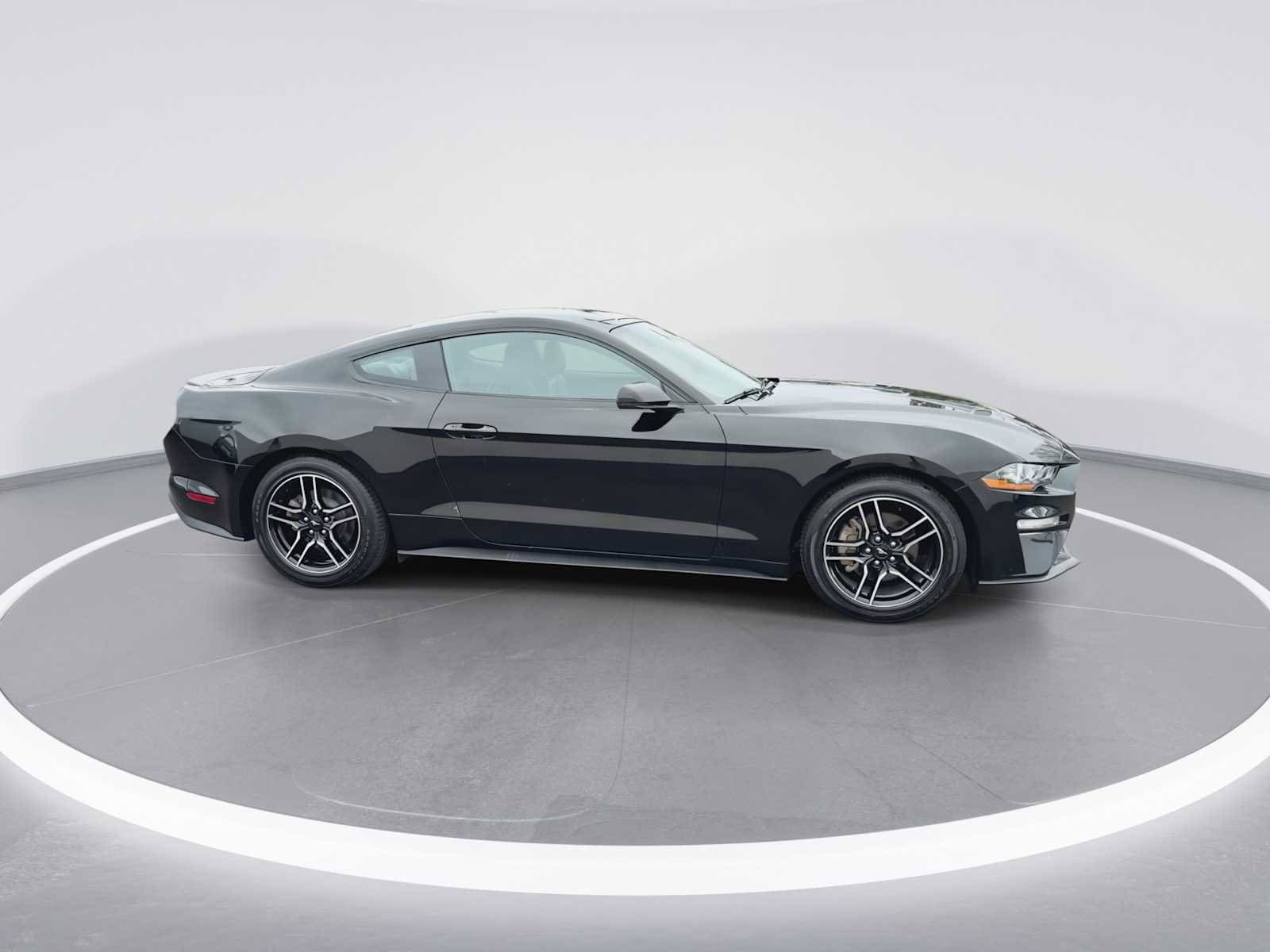 Thumbnail: 2018 Ford Mustang - 9