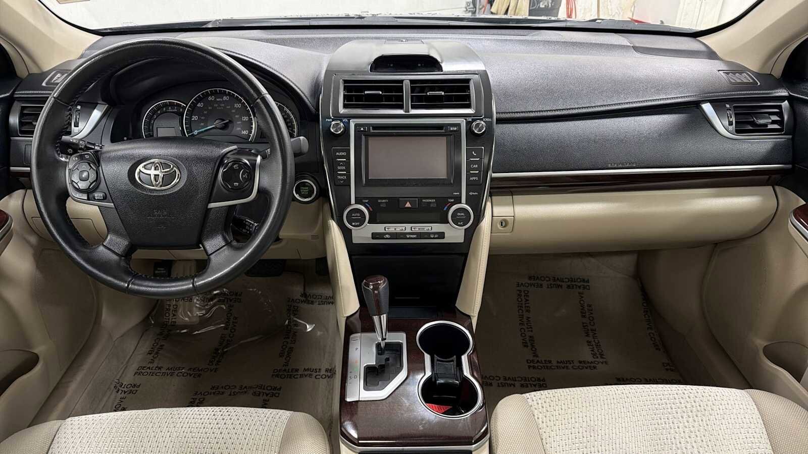 Thumbnail: 2013 Toyota Camry - 27