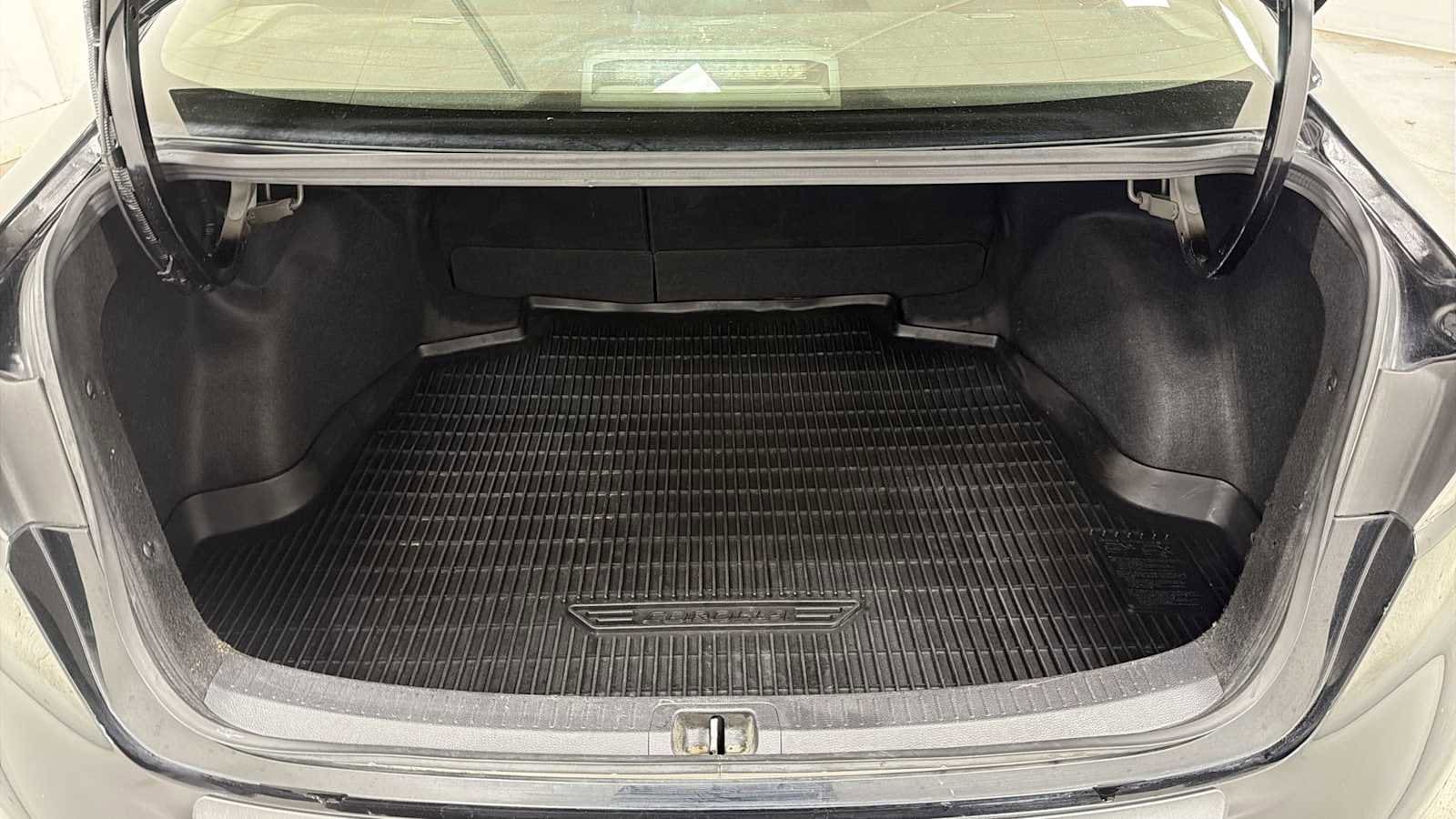 Thumbnail: 2024 Toyota Corolla - 28