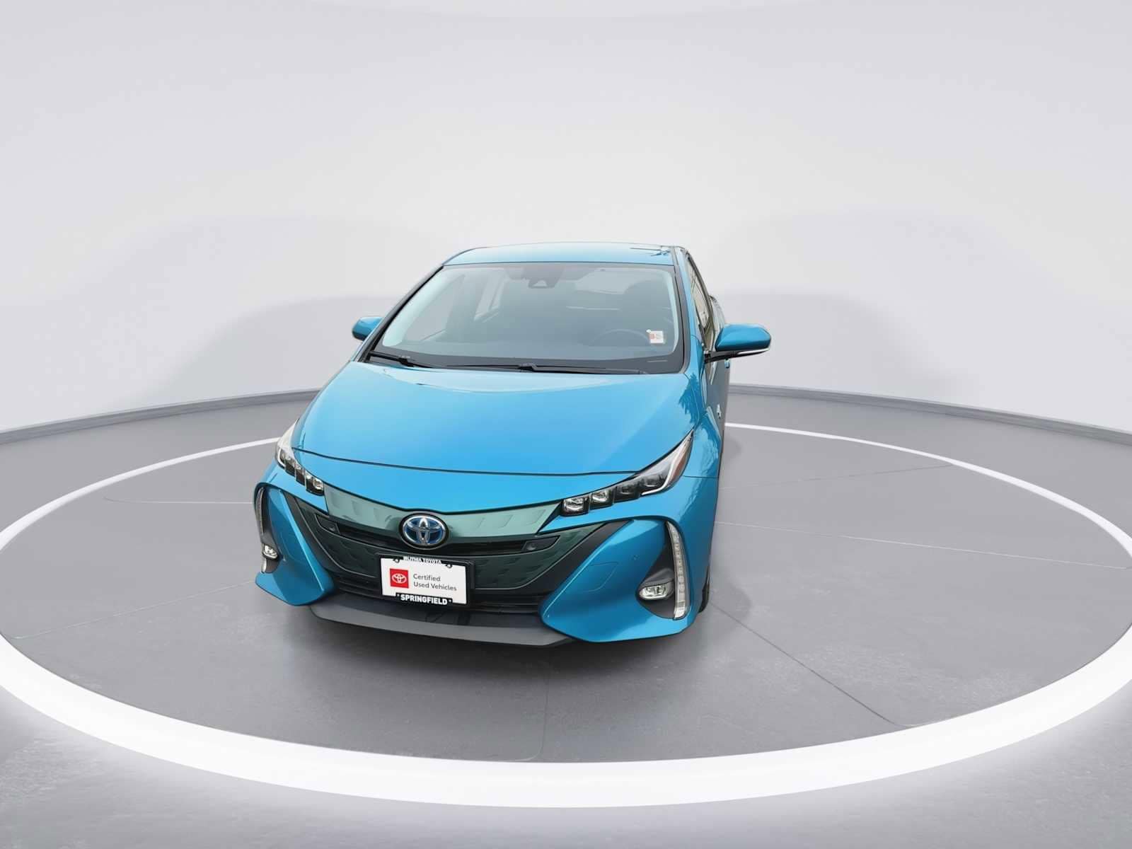 Thumbnail: 2017 Toyota Prius Prime - 3