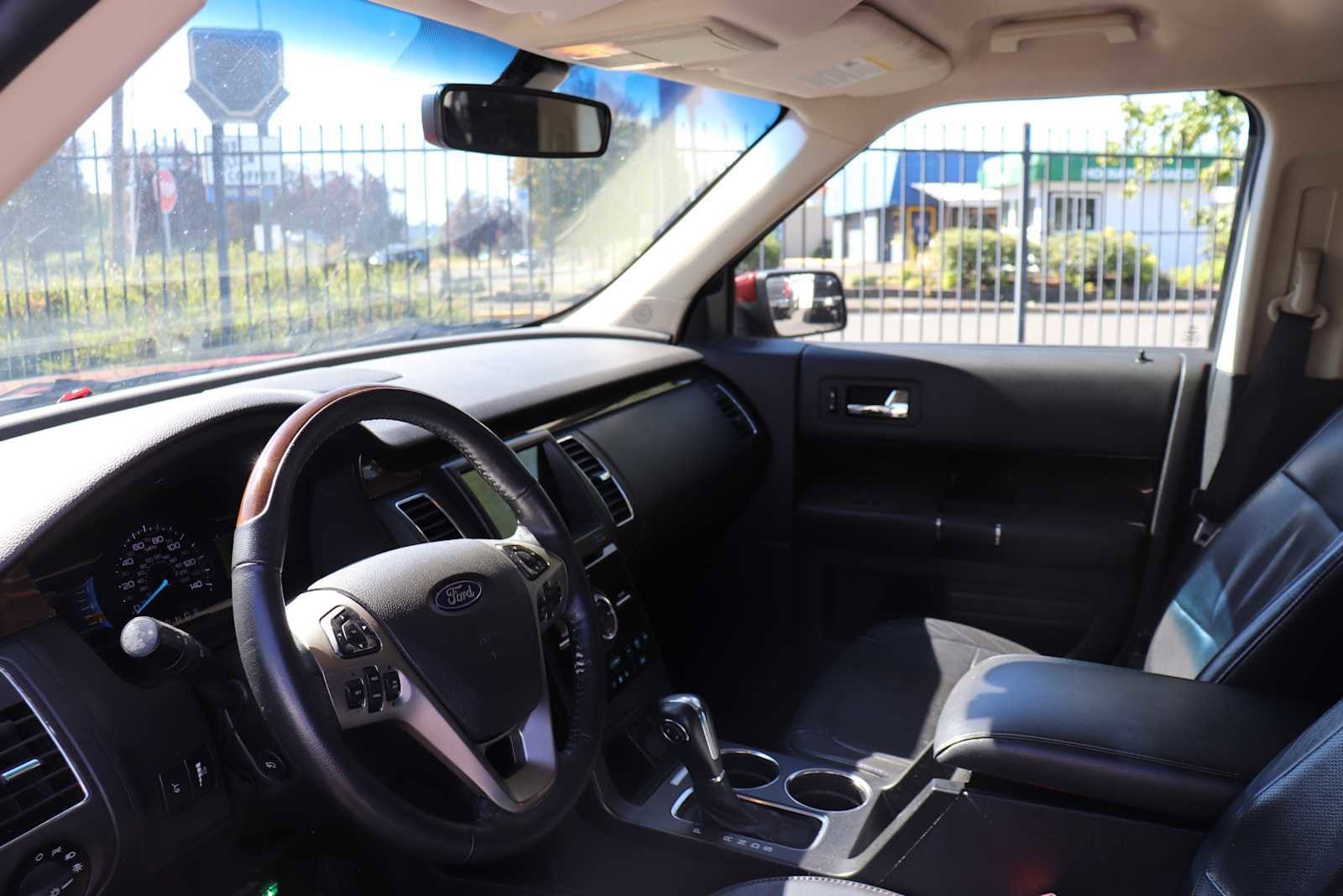 Thumbnail: 2019 Ford Flex - 10