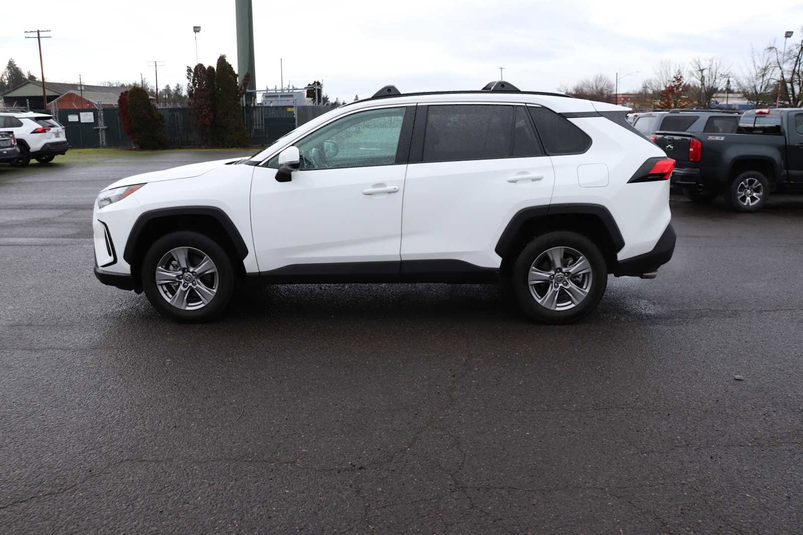 Thumbnail: 2025 Toyota RAV4 - 8