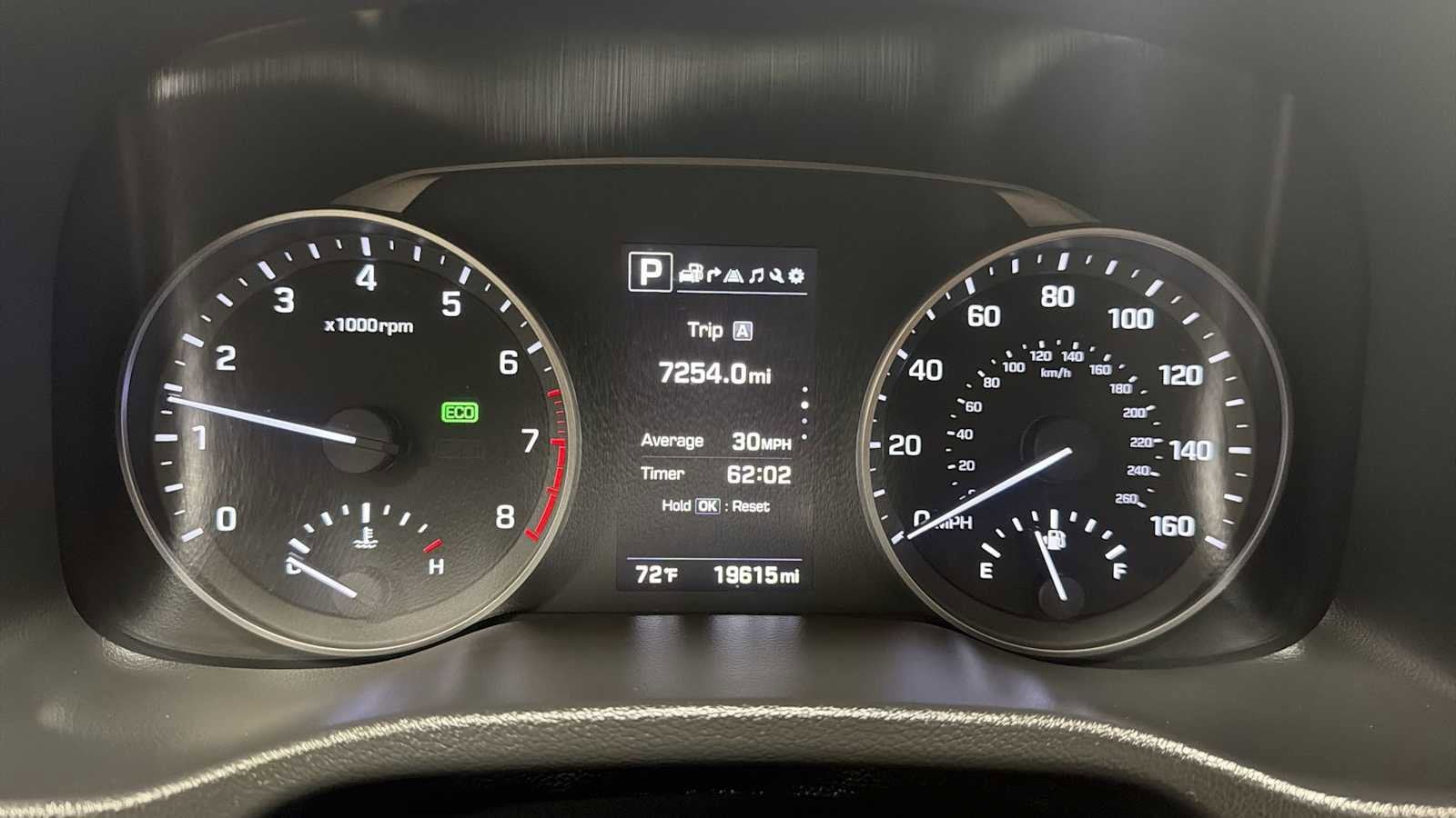 Thumbnail: 2018 Hyundai Elantra - 17