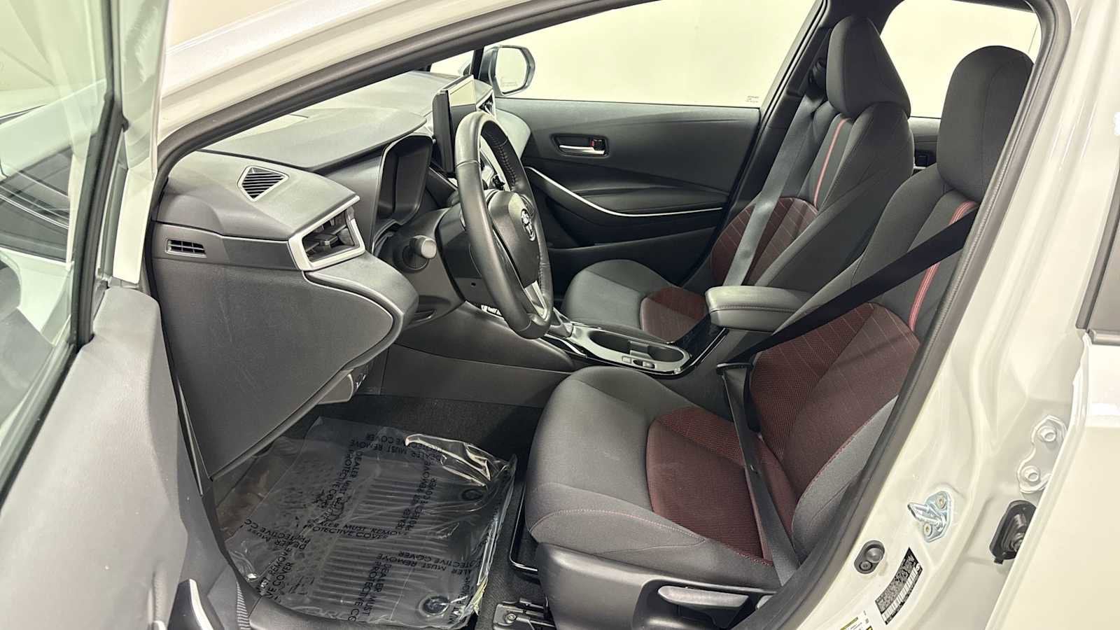 Thumbnail: 2025 Toyota Corolla - 13