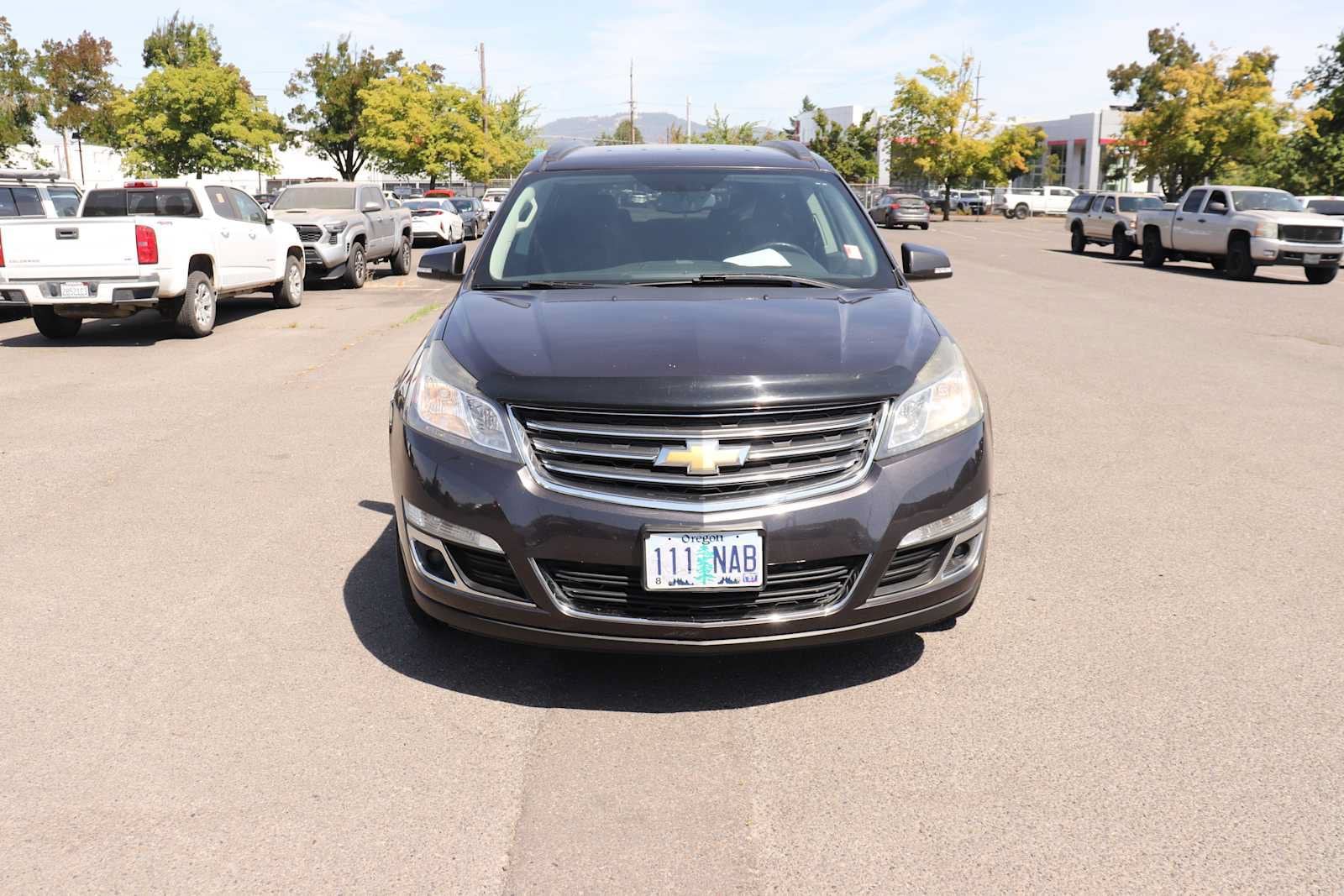 Used 2017 Chevrolet Traverse 1LT with VIN 1GNKVGKD0HJ154305 for sale in Springfield, OR
