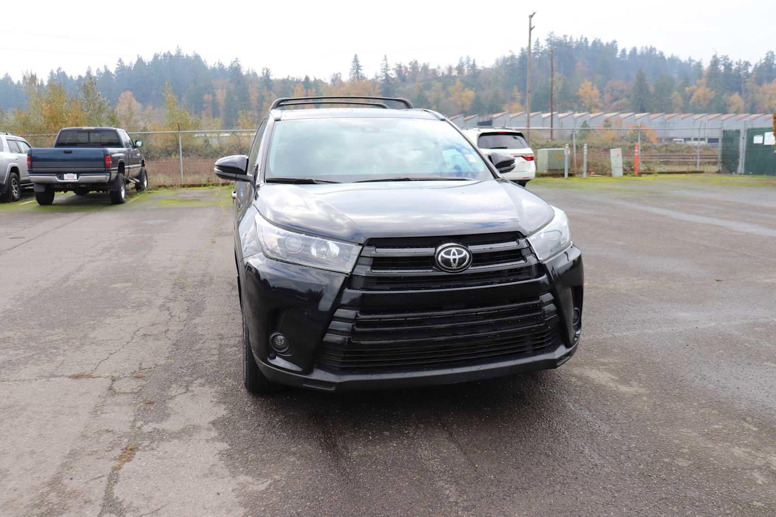 Thumbnail: 2019 Toyota Highlander - 3
