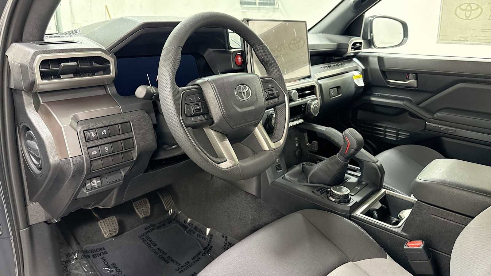 2025 Toyota Tacoma TRD Off-Road 12