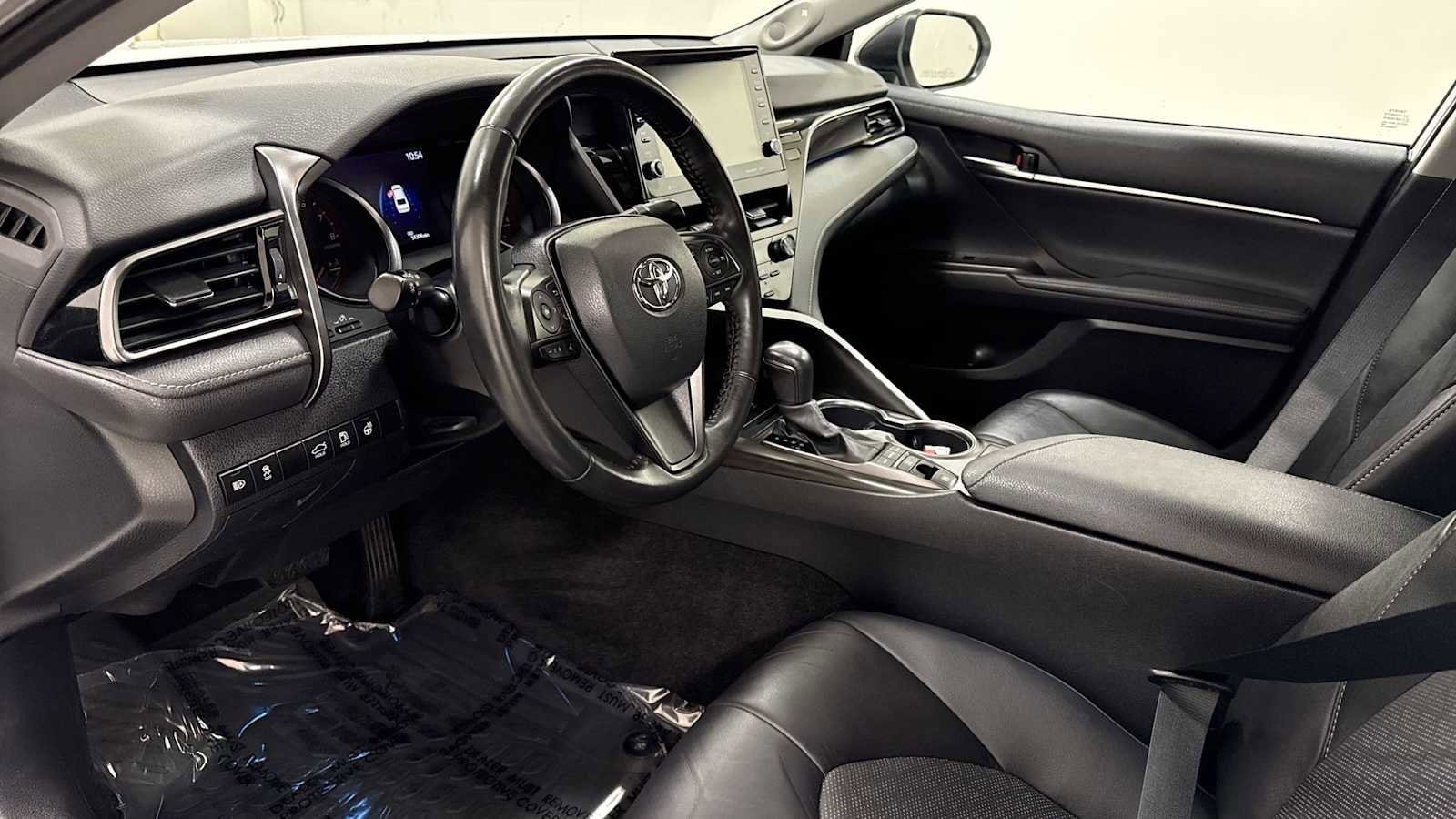 Thumbnail: 2023 Toyota Camry - 12