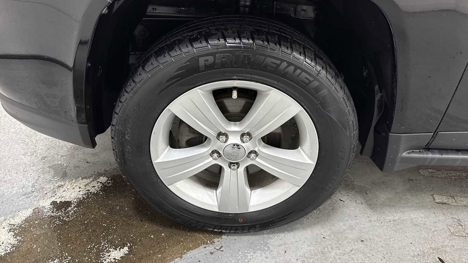 Thumbnail: 2016 Jeep Compass - 10