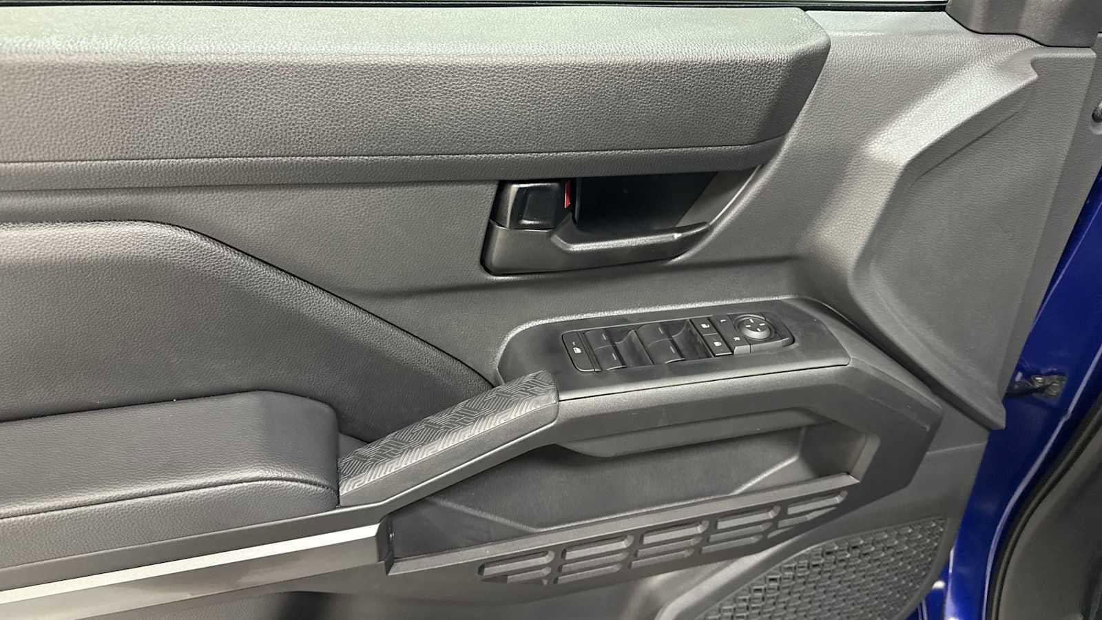 Thumbnail: 2025 Toyota Tacoma - 15