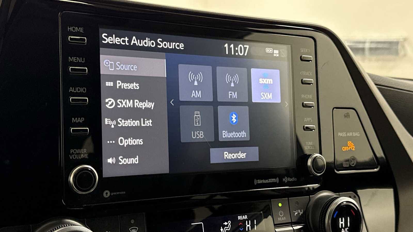 Thumbnail: 2022 Toyota Highlander - 18