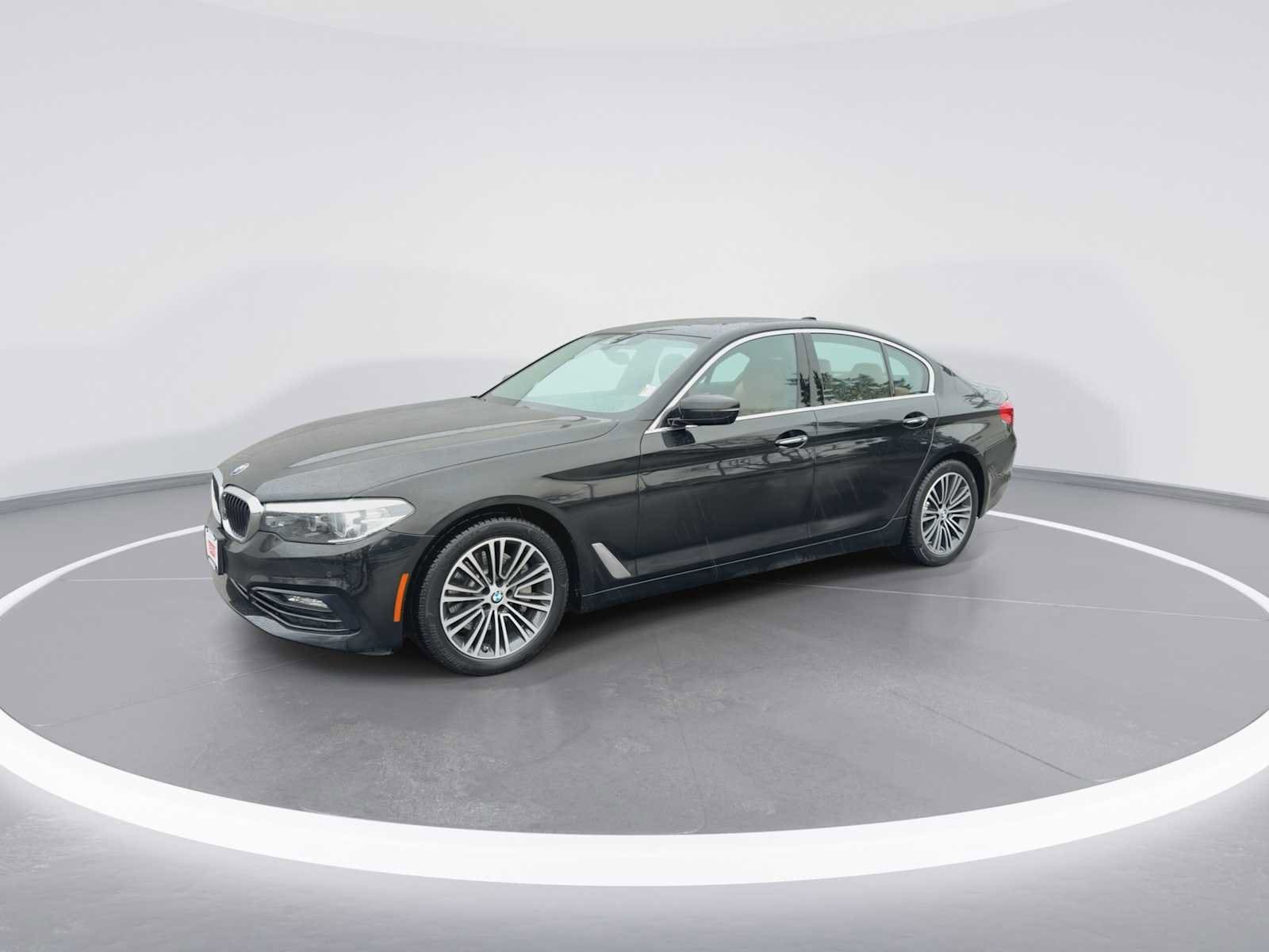 Thumbnail: 2018 BMW 5 Series - 4