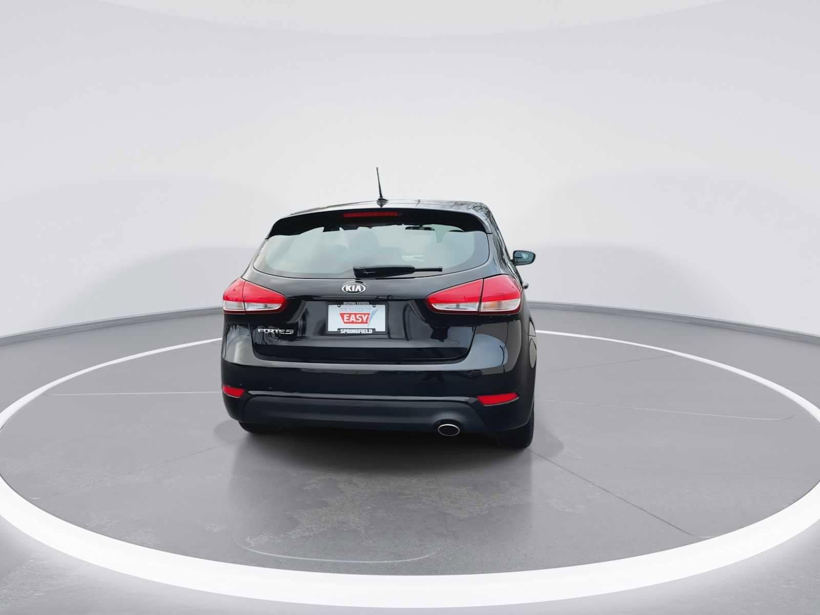 Thumbnail: 2017 Kia Forte - 8