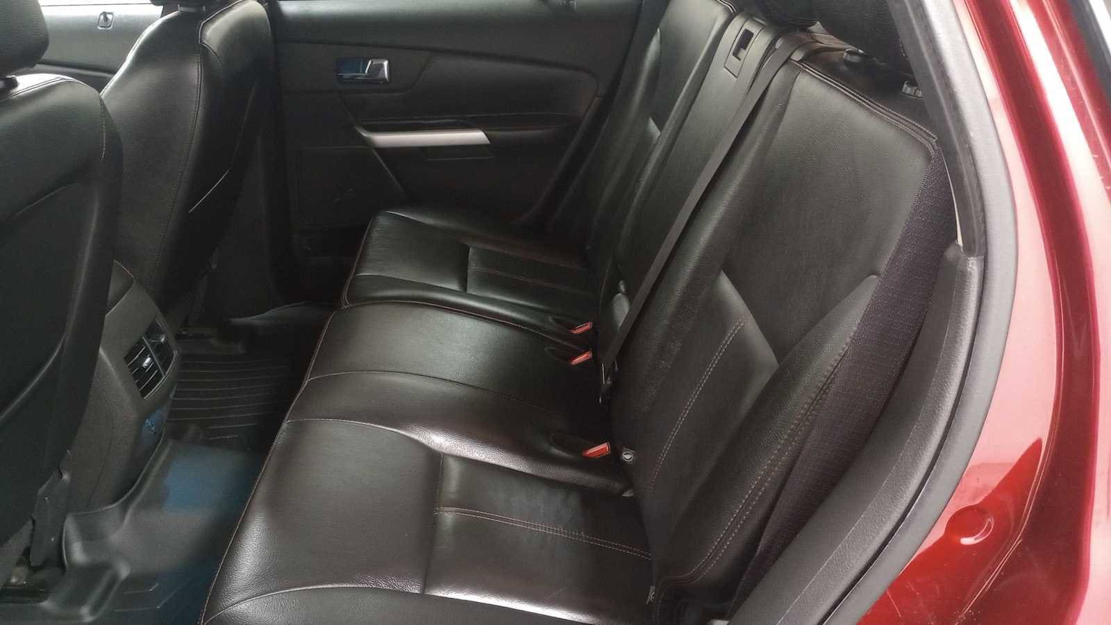 Thumbnail: 2013 Ford Edge - 23