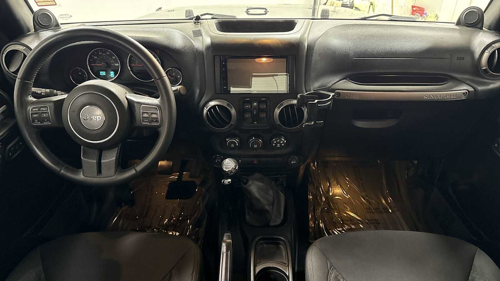 Thumbnail: 2013 Jeep Wrangler - 24