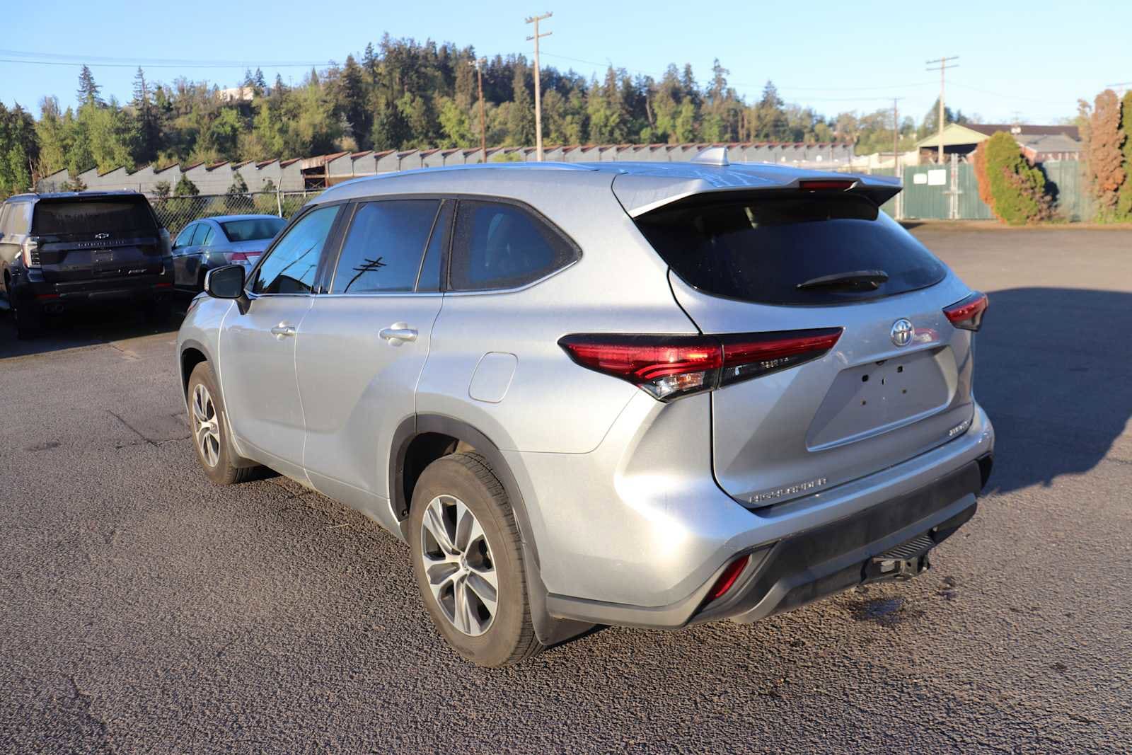 Thumbnail: 2021 Toyota Highlander - 7