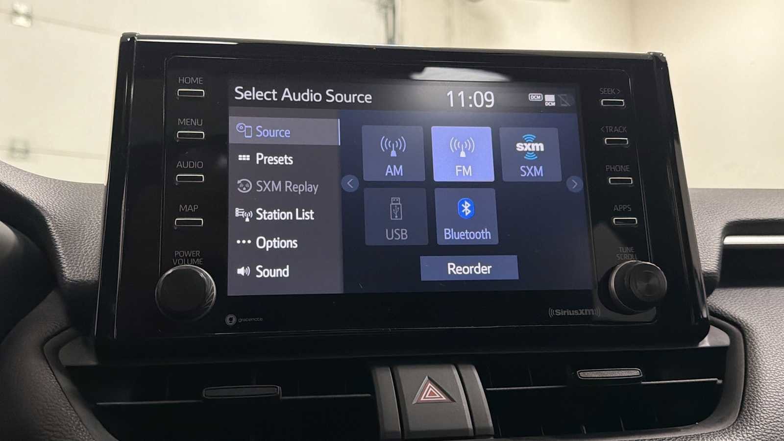 Thumbnail: 2021 Toyota RAV4 - 18