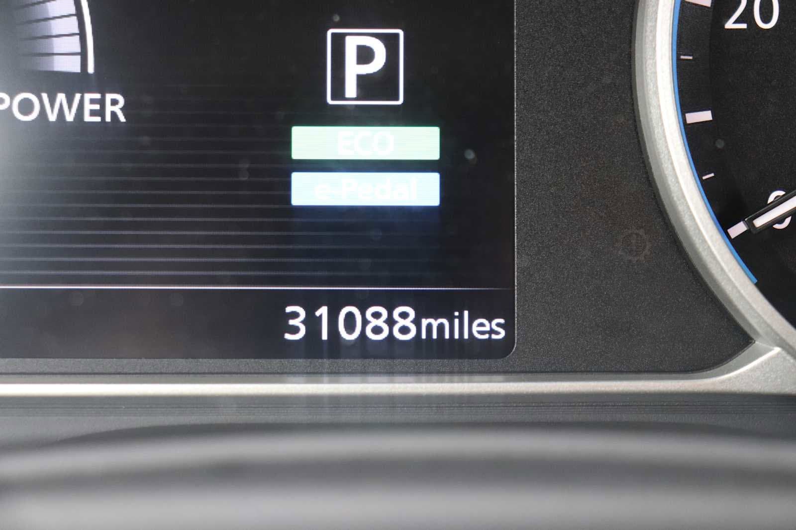 Thumbnail: 2020 Nissan Leaf - 11