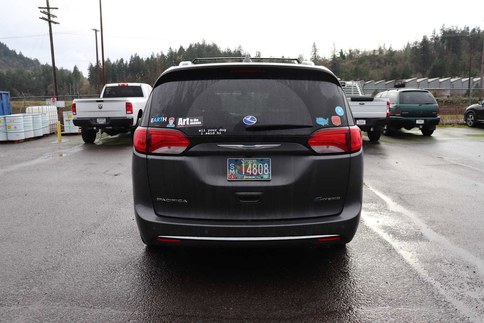 Thumbnail: 2018 Chrysler Pacifica - 6