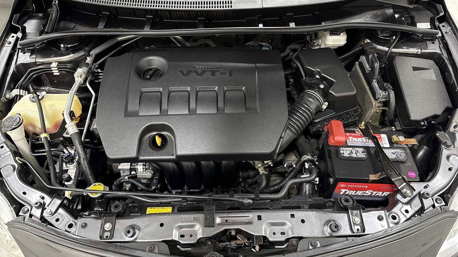 Thumbnail: 2012 Toyota Corolla - 28