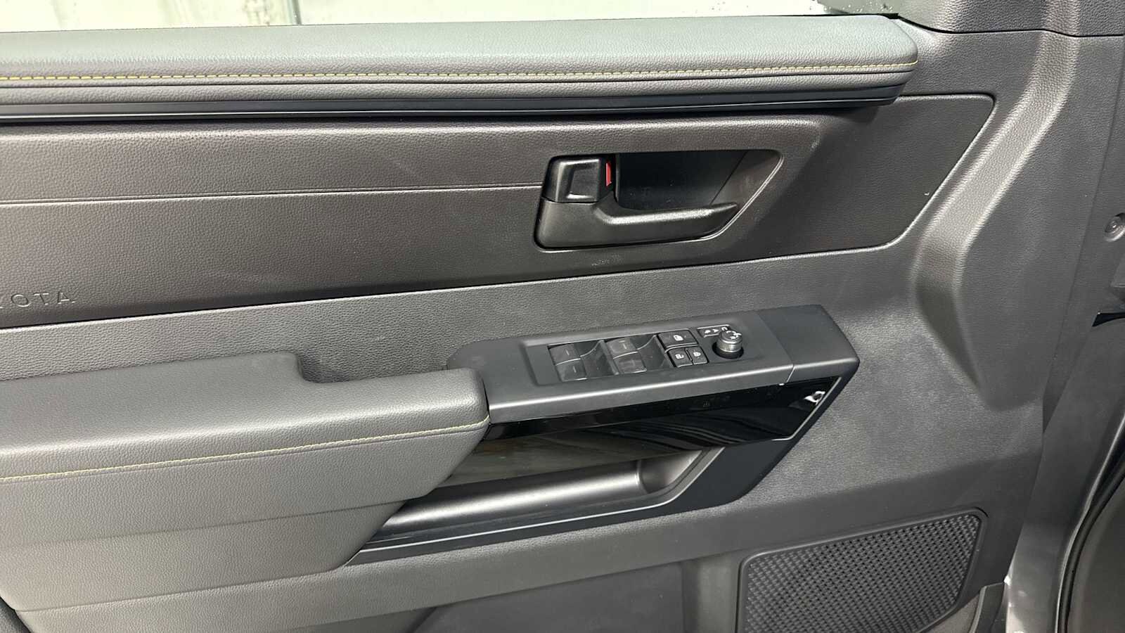 Thumbnail: 2026 Toyota Tundra - 15