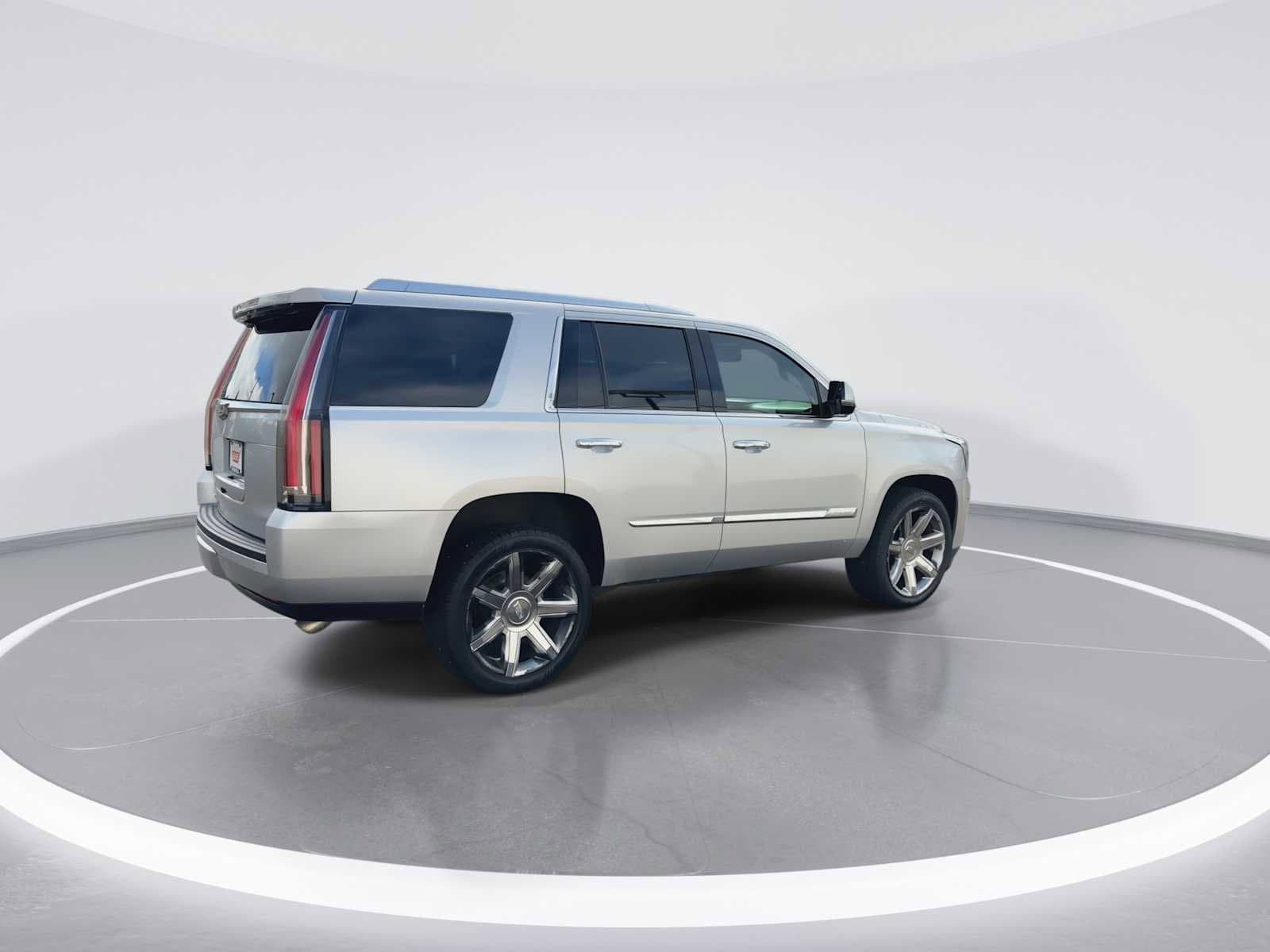 Thumbnail: 2016 Cadillac Escalade - 8