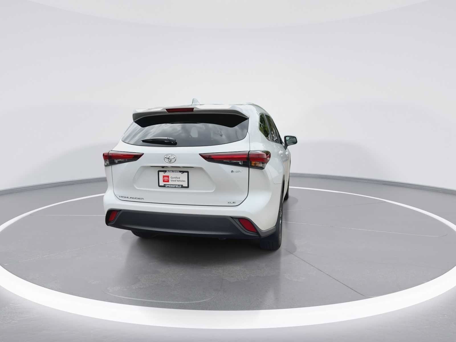 Thumbnail: 2026 Toyota Highlander - 7