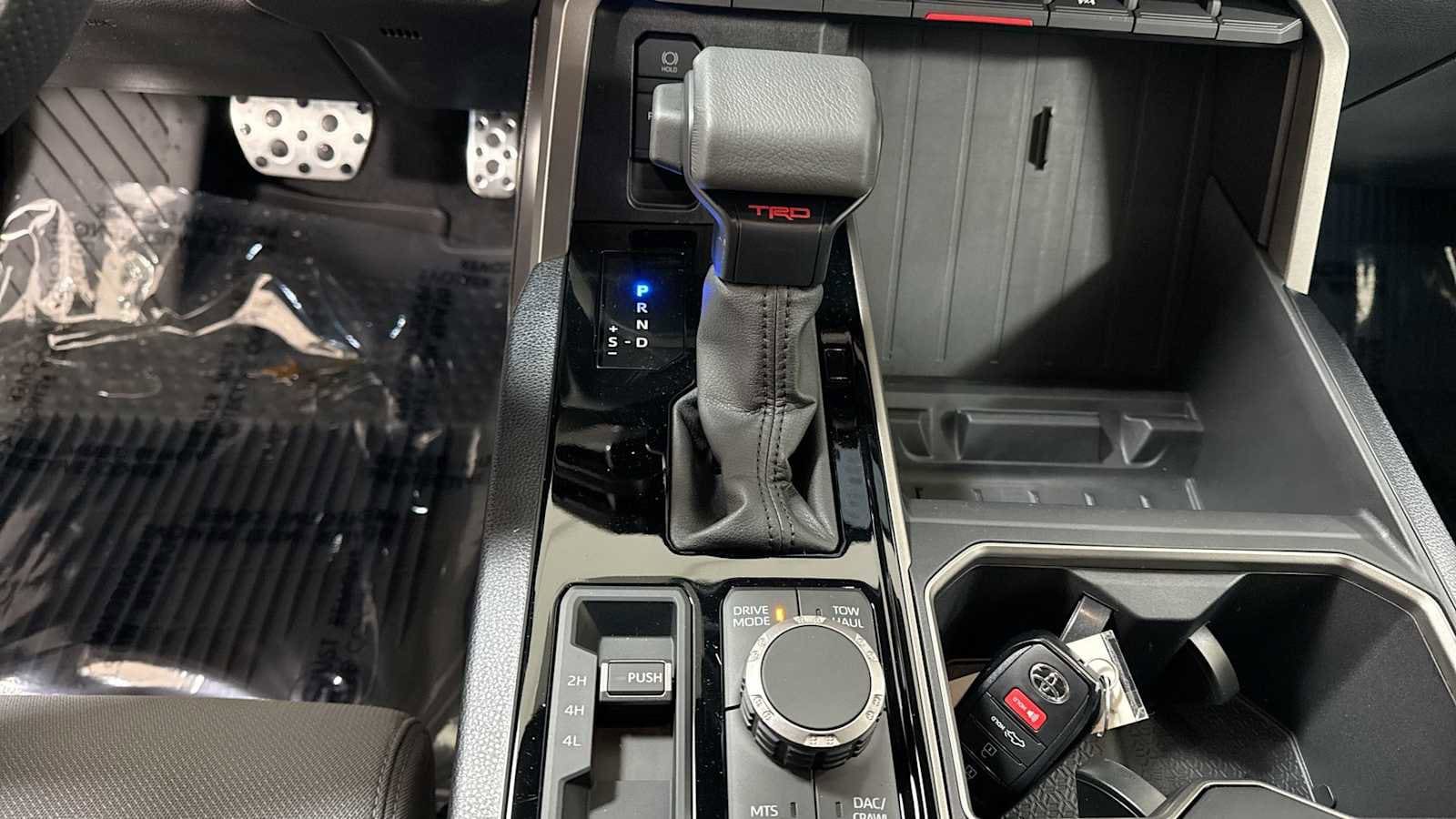 Thumbnail: 2025 Toyota Tundra - 22