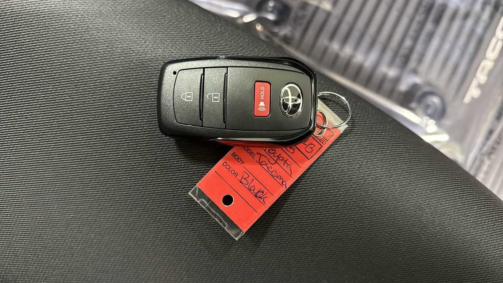 Thumbnail: 2025 Toyota Tacoma - 31