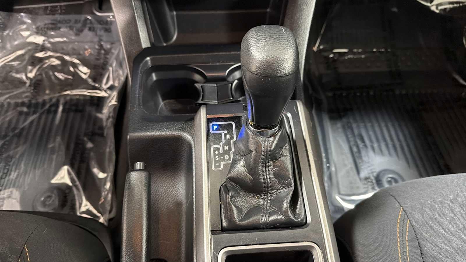 Thumbnail: 2020 Toyota Tacoma - 22