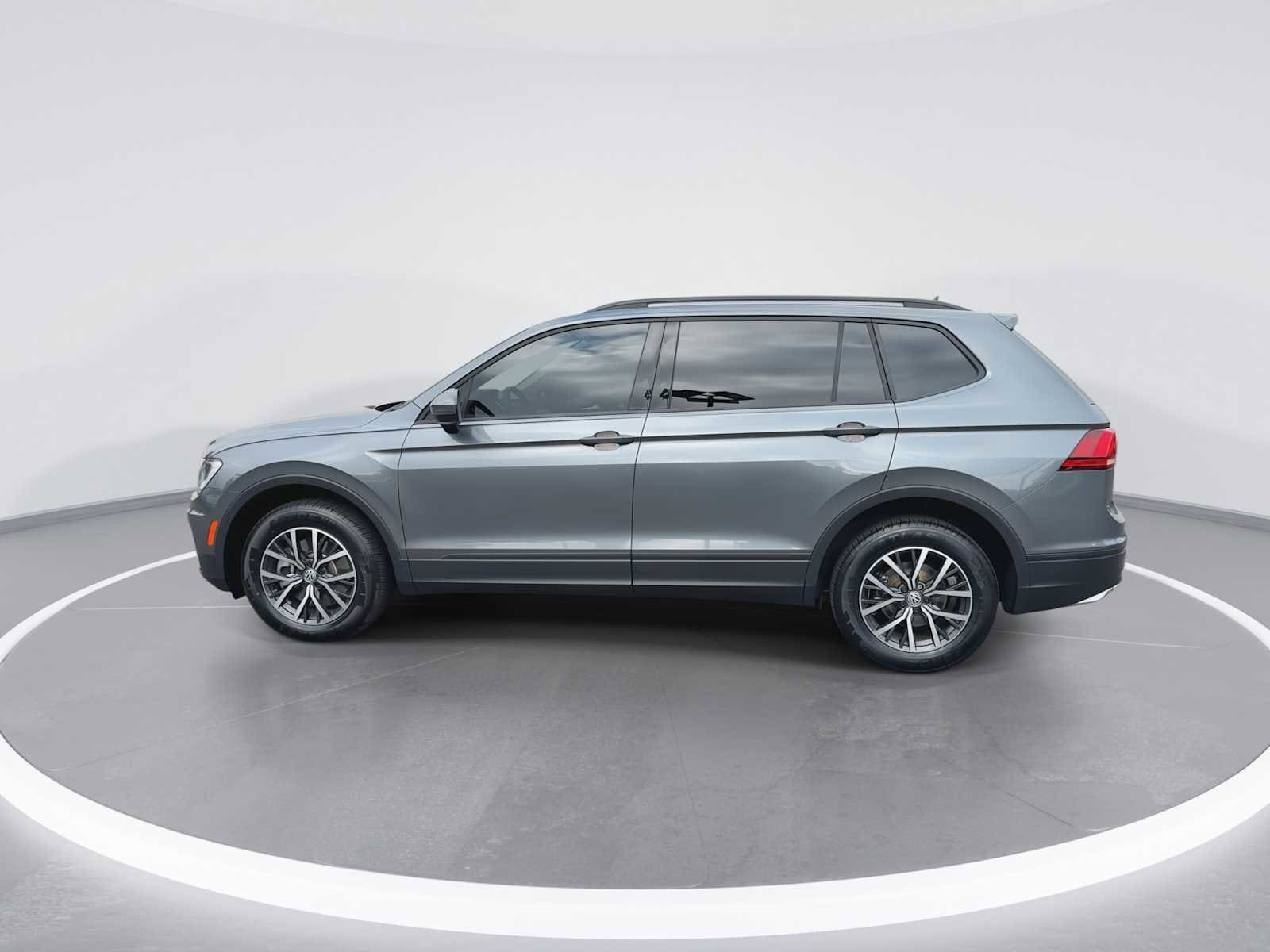 Thumbnail: 2021 Volkswagen Tiguan - 5