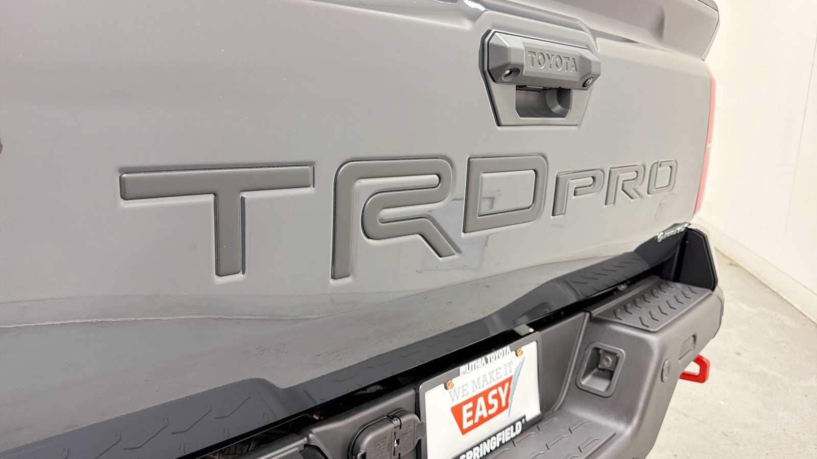 2026 Toyota Tacoma TRD Pro - Photo 28