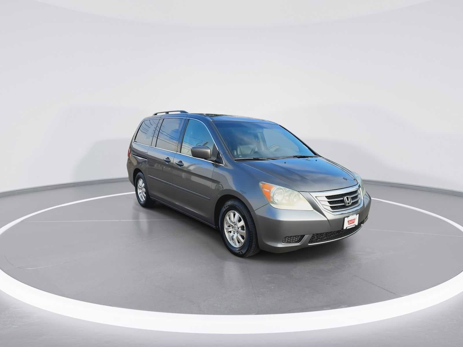 Thumbnail: 2010 Honda Odyssey - 2
