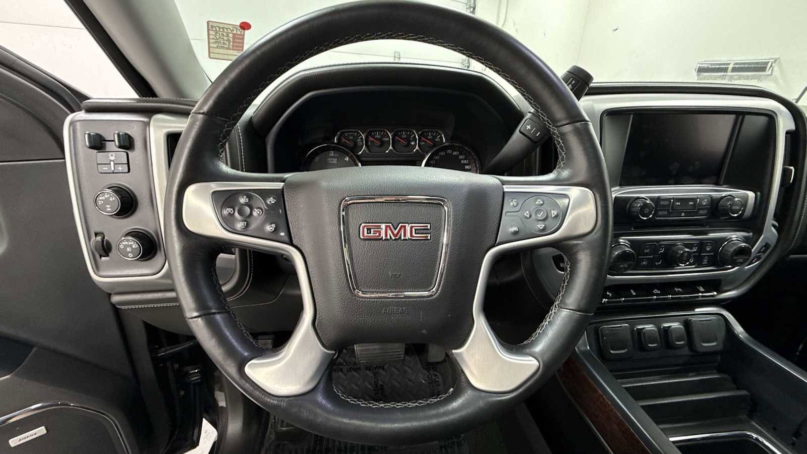 Thumbnail: 2015 GMC Sierra 1500 - 16