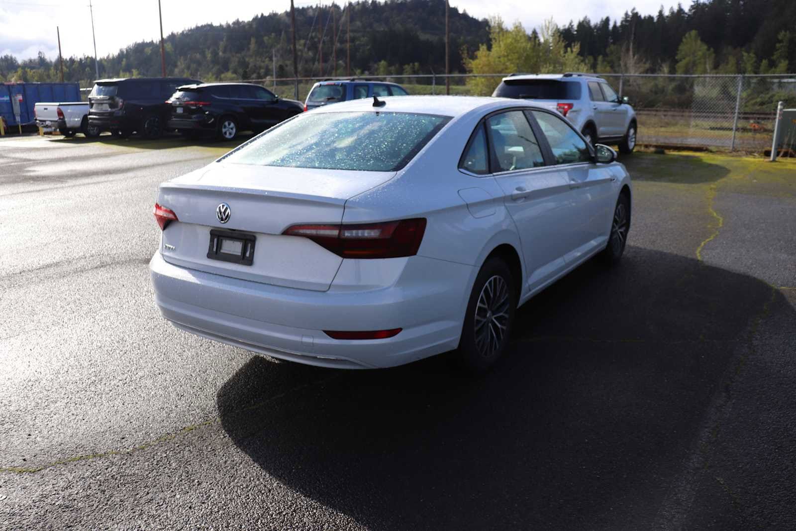 Thumbnail: 2019 Volkswagen Jetta - 5