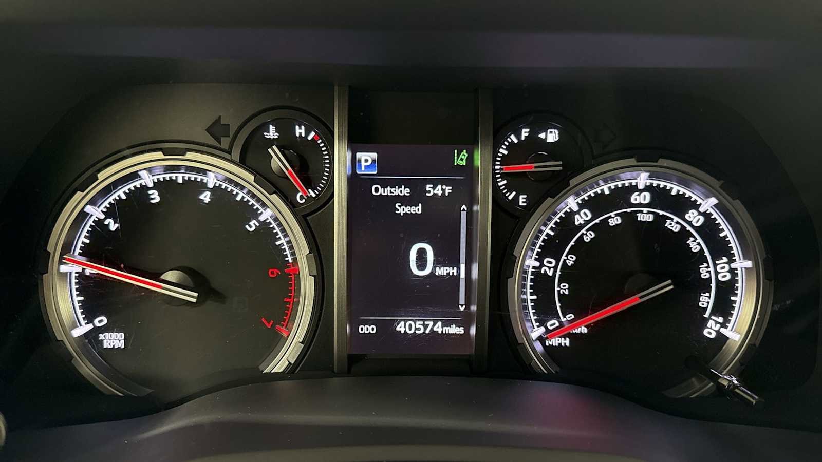 Thumbnail: 2022 Toyota 4Runner - 17