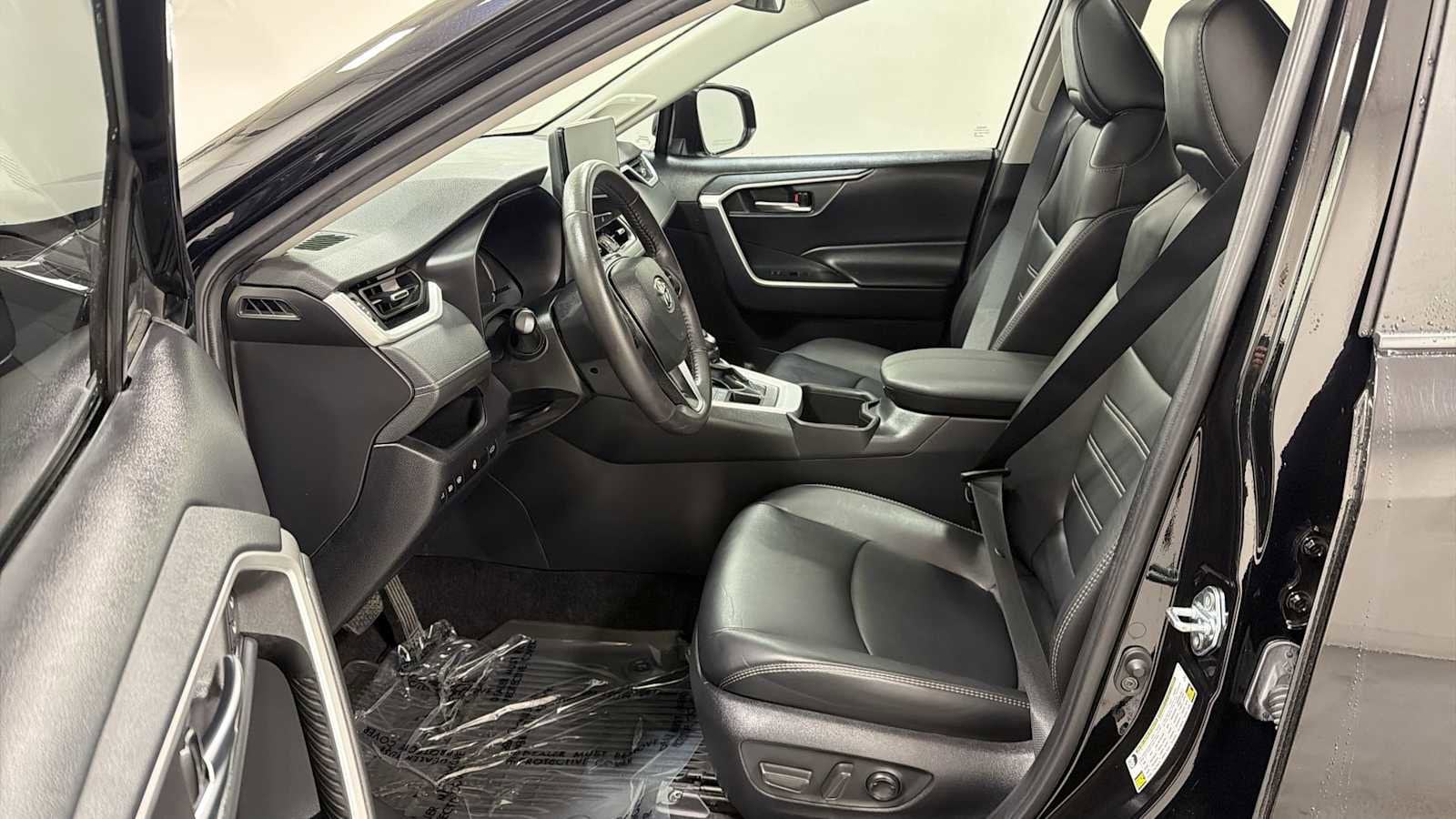 Thumbnail: 2024 Toyota RAV4 - 13