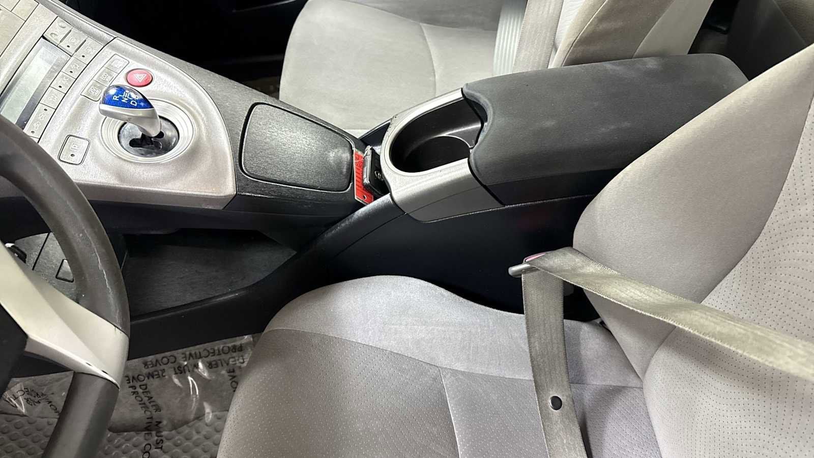 Thumbnail: 2013 Toyota Prius - 21