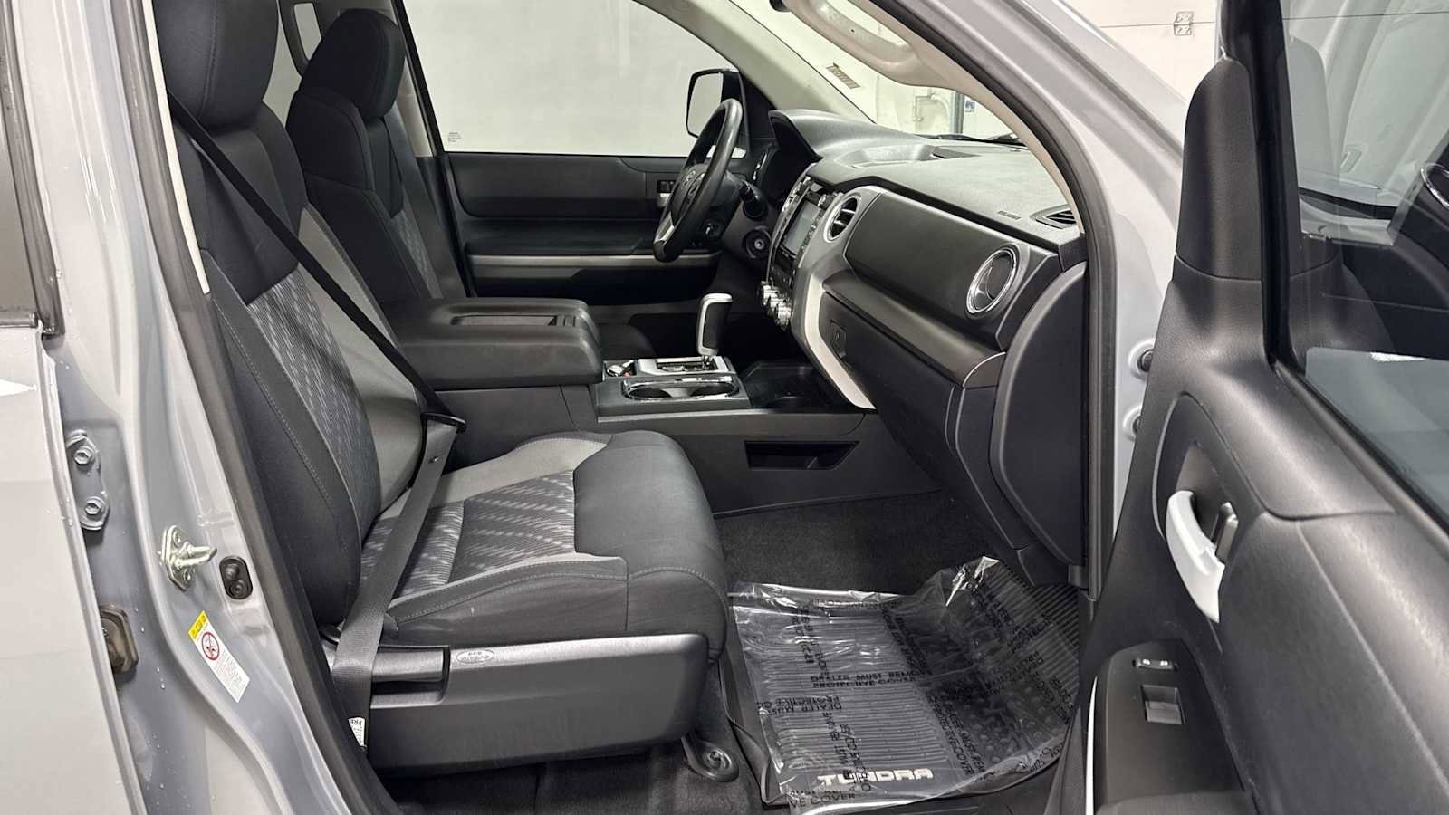 Thumbnail: 2018 Toyota Tundra - 28